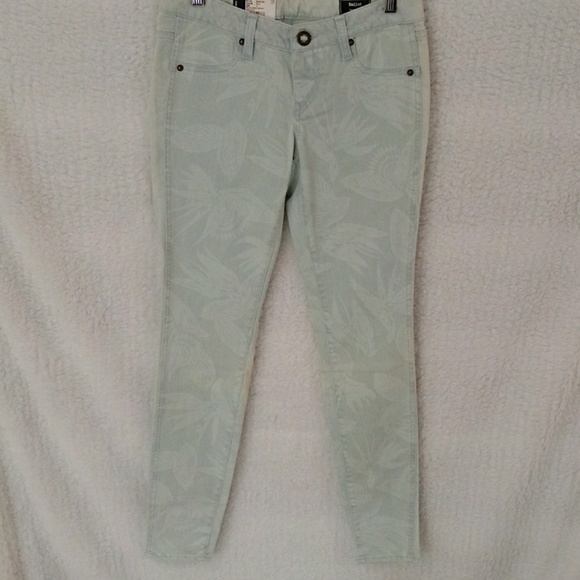 Volcom legging fit Jeans - Picture 2 of 8